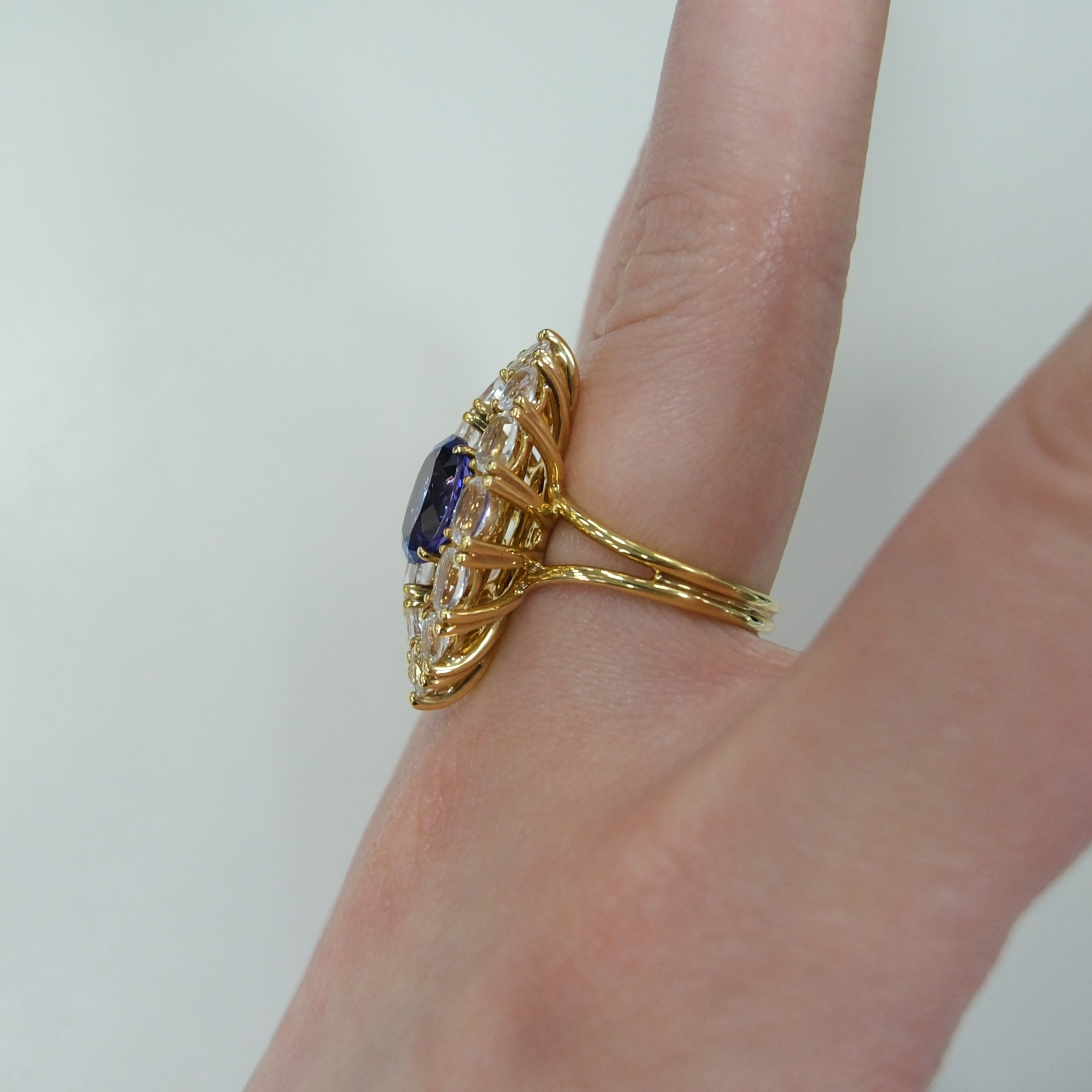 10312-000716 Кольцо (Au 750)